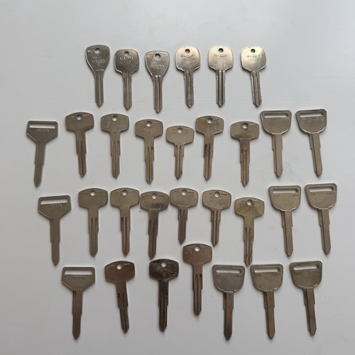 Lot import car keys ilco - car,