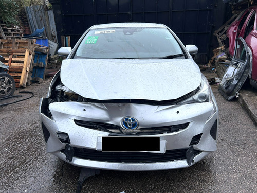 2016 toyota prius zvw50 - 2016,